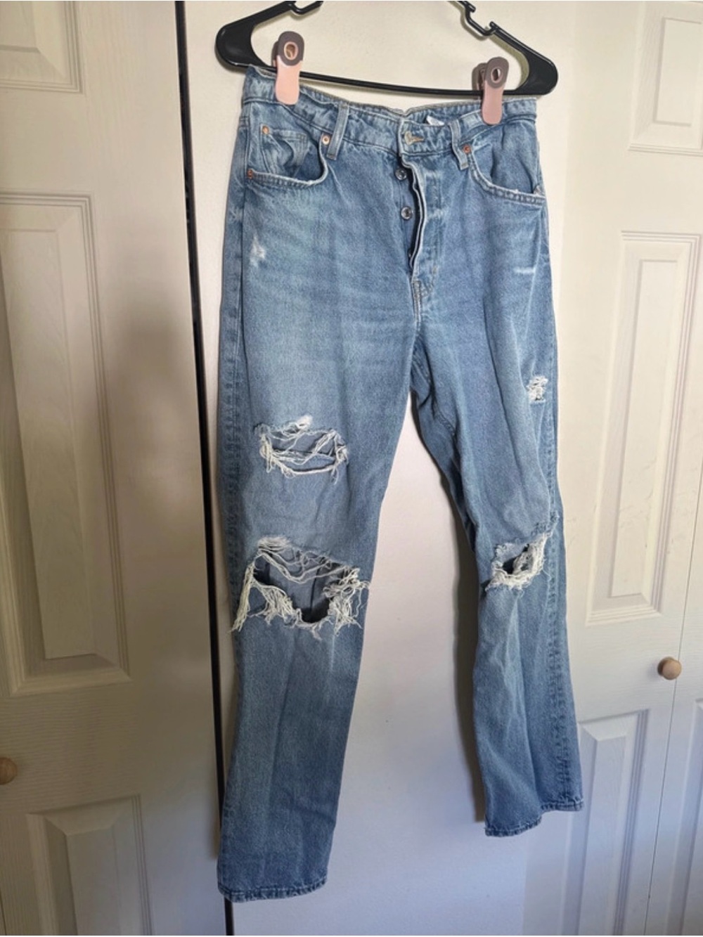 H&M Light Blue Distressed Boyfriend Jeans